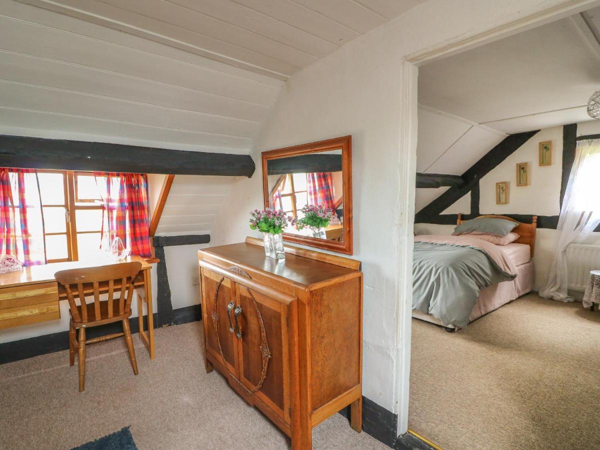 Caerau Farm House 란니들로스 외부 사진