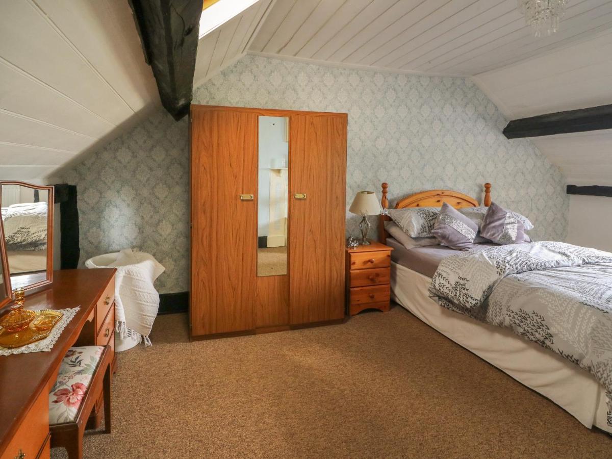 Caerau Farm House 란니들로스 외부 사진